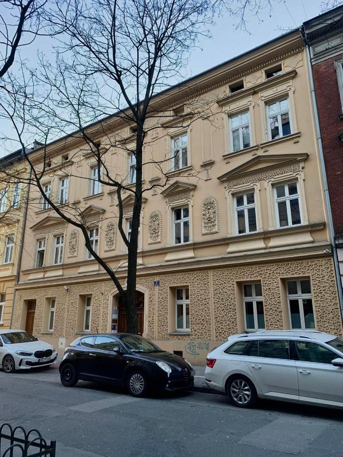 D7 Apartment Краков Экстерьер фото